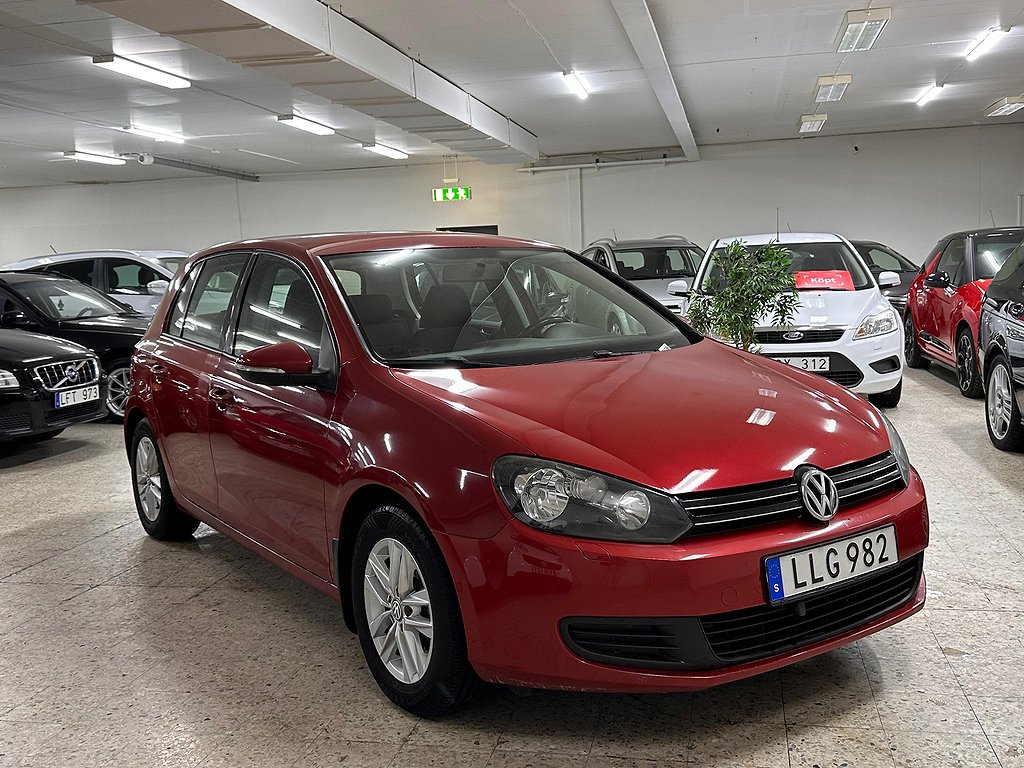 Volkswagen Golf 5-dörrar 1.4 TSI I NY SERVAD I NY BESIKTIGAD