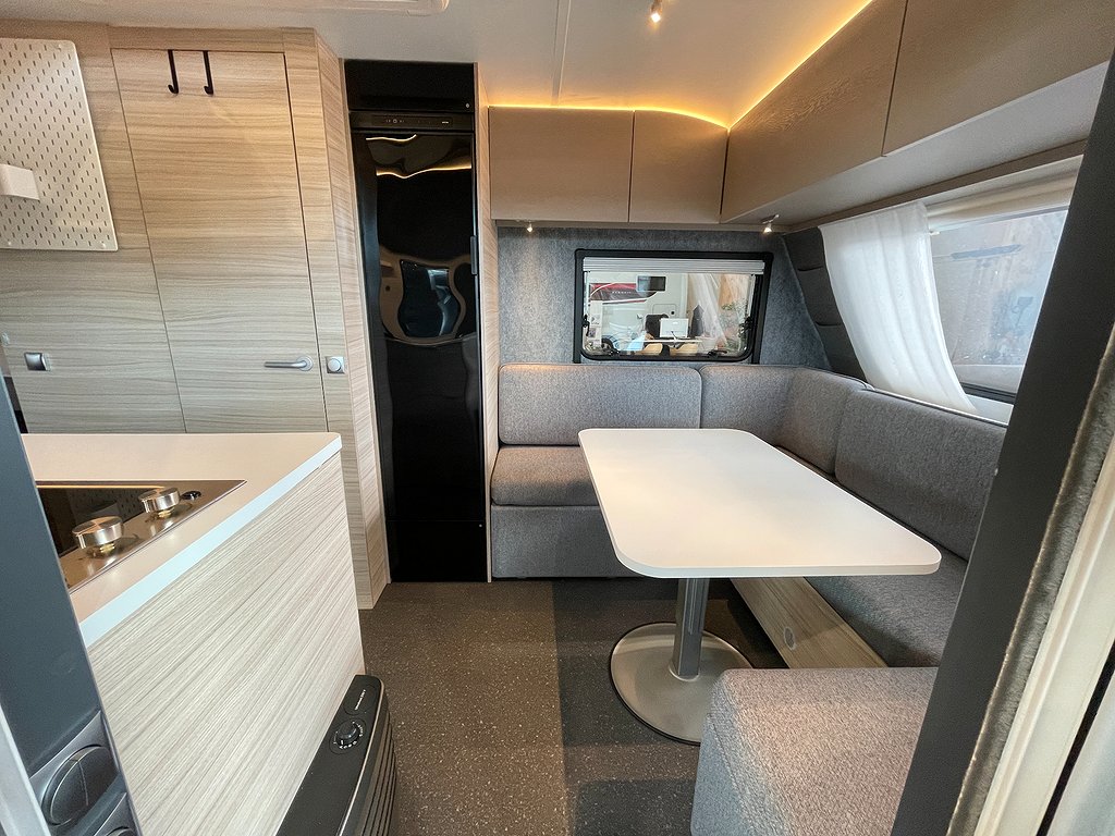 Adria Altea 502 UL / Långbädd / Jubileum 60Y / 1995kr/månad - Adria