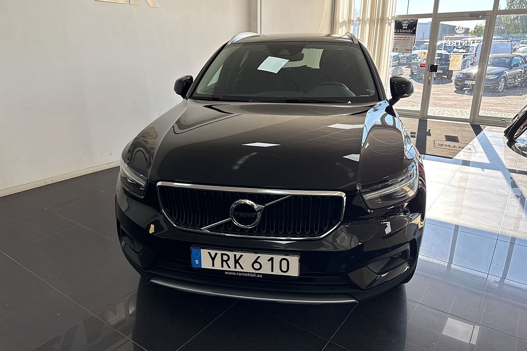 Volvo XC40 2019 - miniatyr 2