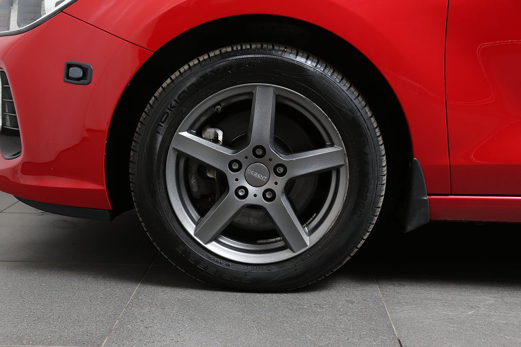 Hyundai i30 1,6 CRDi Comfort Kombi Aut Motorv Dragkrok 2018