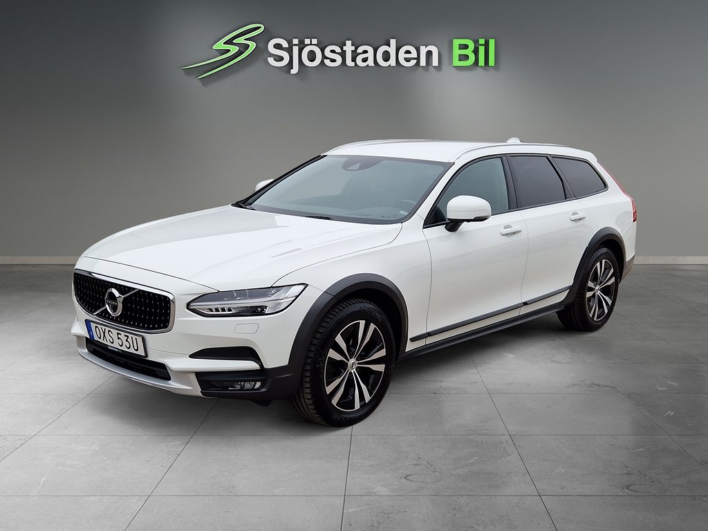 Volvo V90 Cross Country D4 AWD Momentum -Drag/H&K/Kamera/Voc