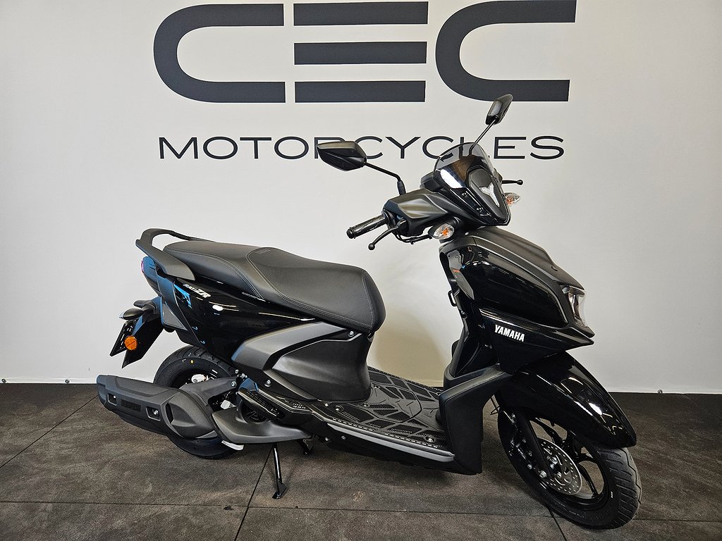 Yamaha RayZR 125  *Demo* 