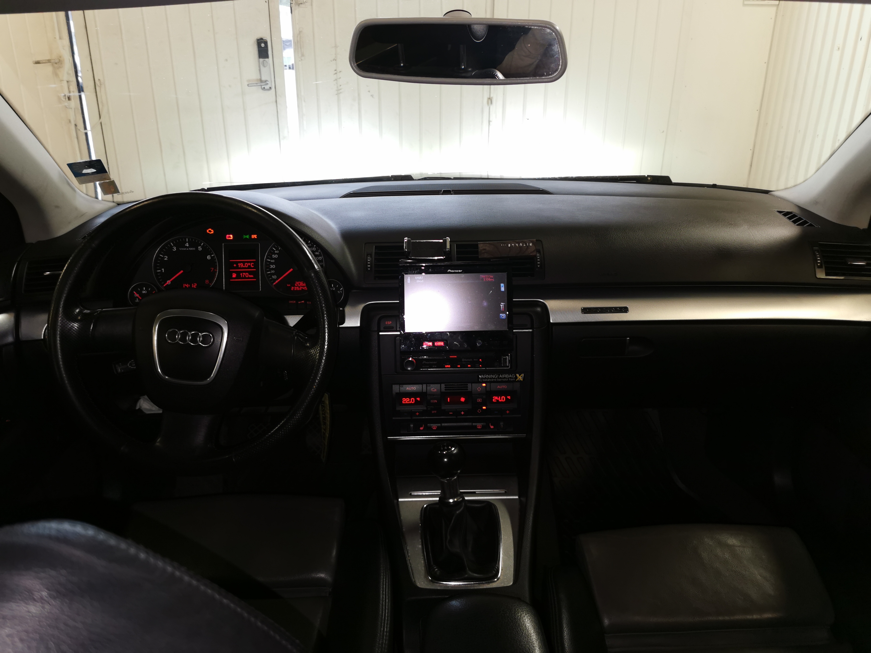Audi A4 2005, bild 6/45