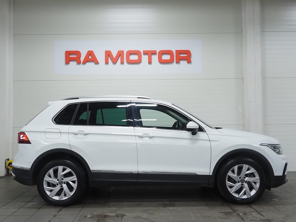 Volkswagen Tiguan eHybrid 245hk Elegance | Matrix | Drag | Moms 2022