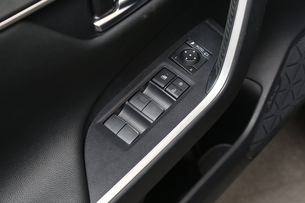 Toyota RAV4 Hybrid AWD-i E-CVT Executive Premium Dragkrok 2024