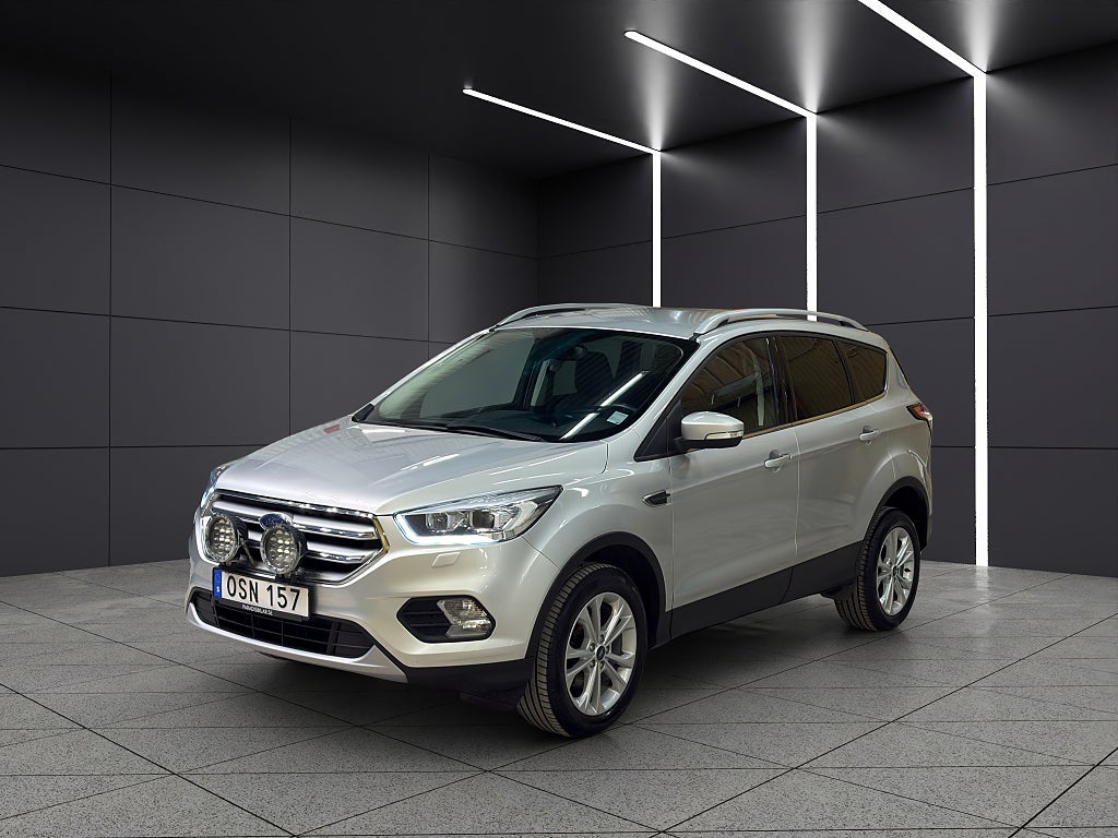 Ford Kuga 1.5 TDCi Titanium Euro 6 Nyservad