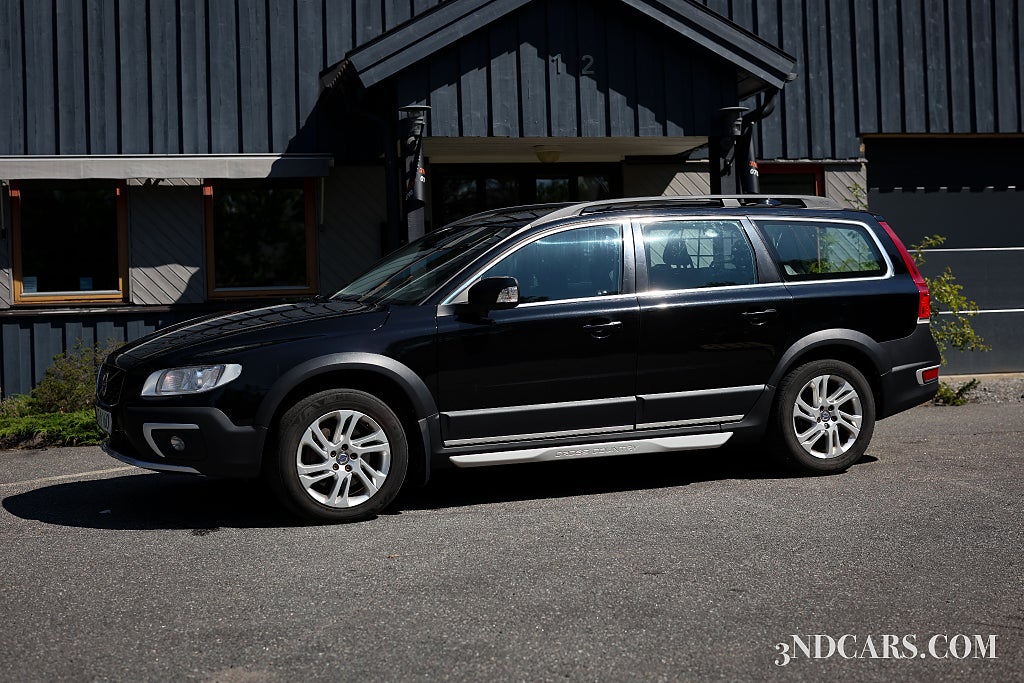 Volvo XC70 II D4 AWD AUTO Classic Momentum Drag Värmare Euro 6 