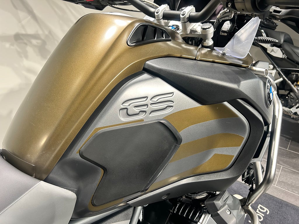 BMW R1250GSA /Väskor/Performance/Gott skick