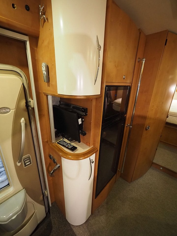 Rapido 10000 3.0 156hk AC Markis Solcell 2011