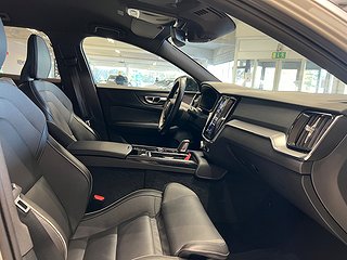 Volvo V60 PLUG-IN T6 AWD R-Design Drag/B-kamera/Mvärmare/S&V