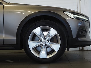 Kombi Volvo V60 Cross Country 8 av 24