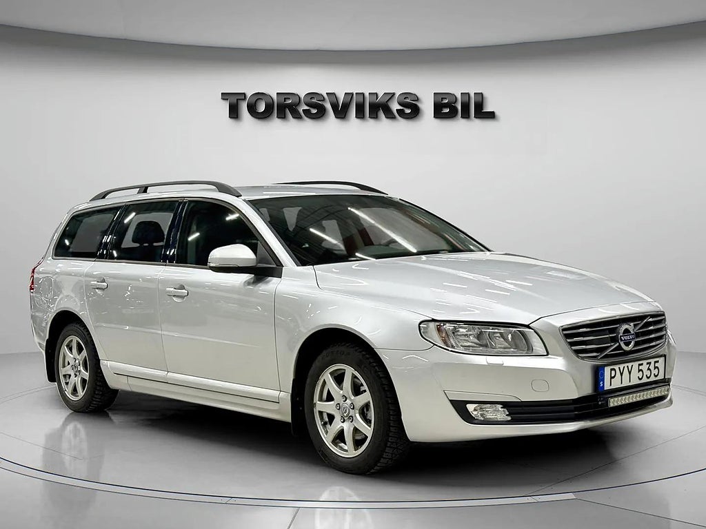 Volvo V70 D3 Geartronic Classic, Momentum Navi Drag  2 Ägare - miniatyr 8