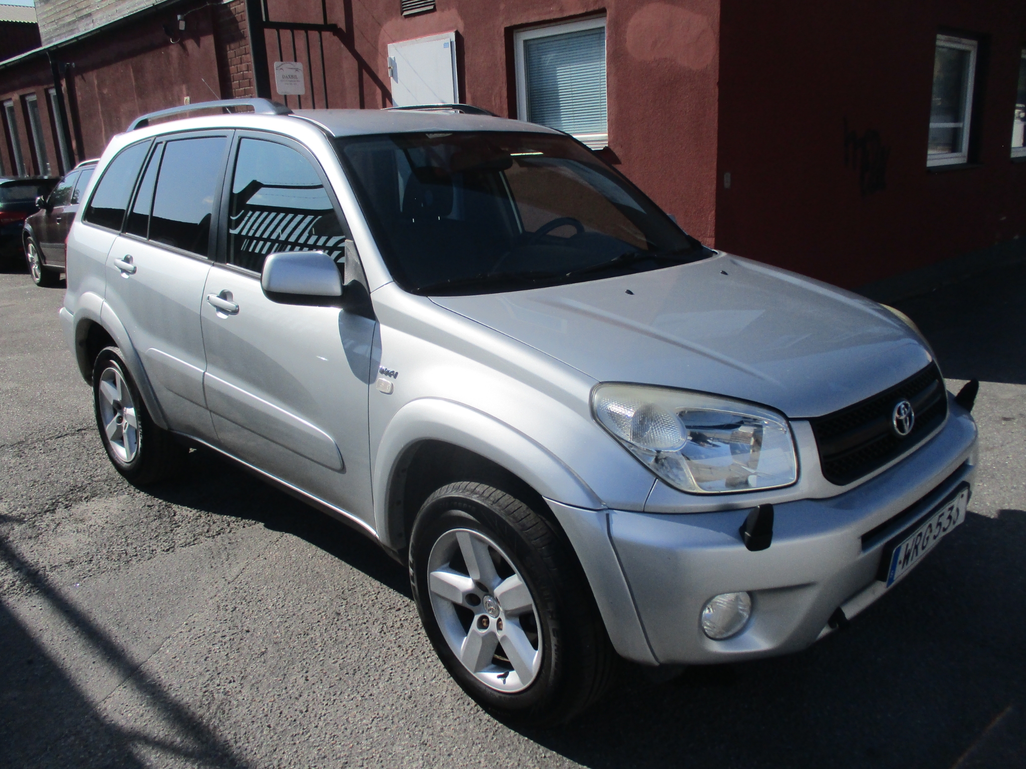 Toyota RAV4 5-dörrar 2.0 VVT-i 4x4 2005, bild 2/39