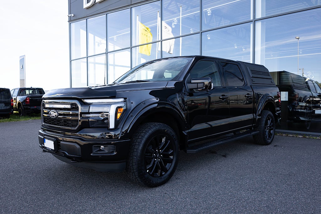 Ford F-150 SuperCrew 5.0 V8 Lariat Black Edition KÅPA - OFF-ROAD