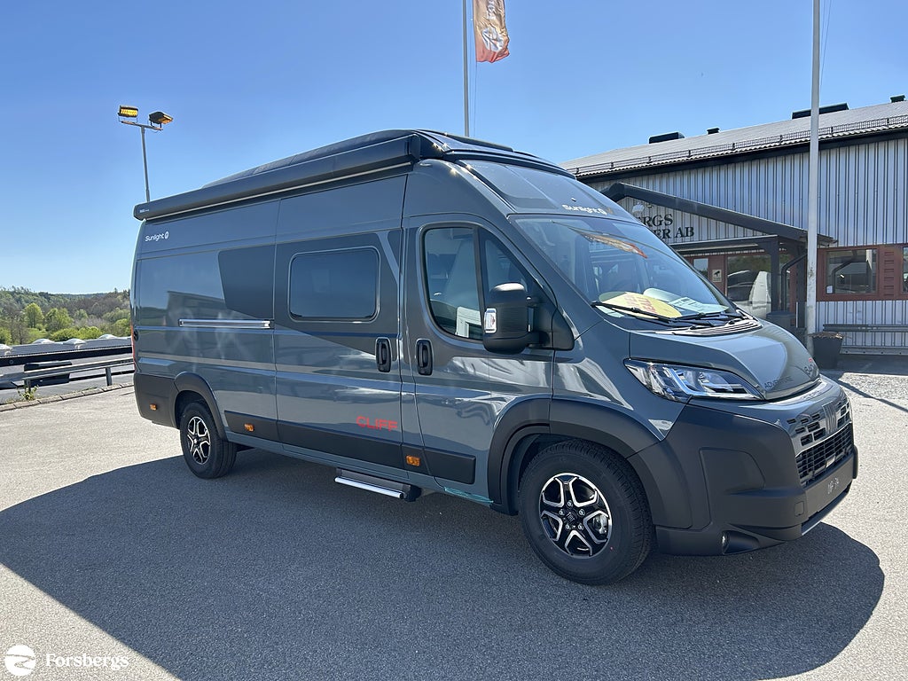 Sunlight Cliff 640 Adventure RT - FORSBERG EDITION - MAXI CHASSI -Automat