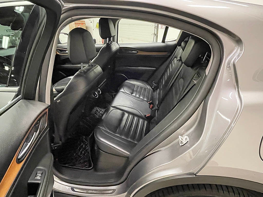 Alfa Romeo Stelvio 2,0T 280Hk Automat