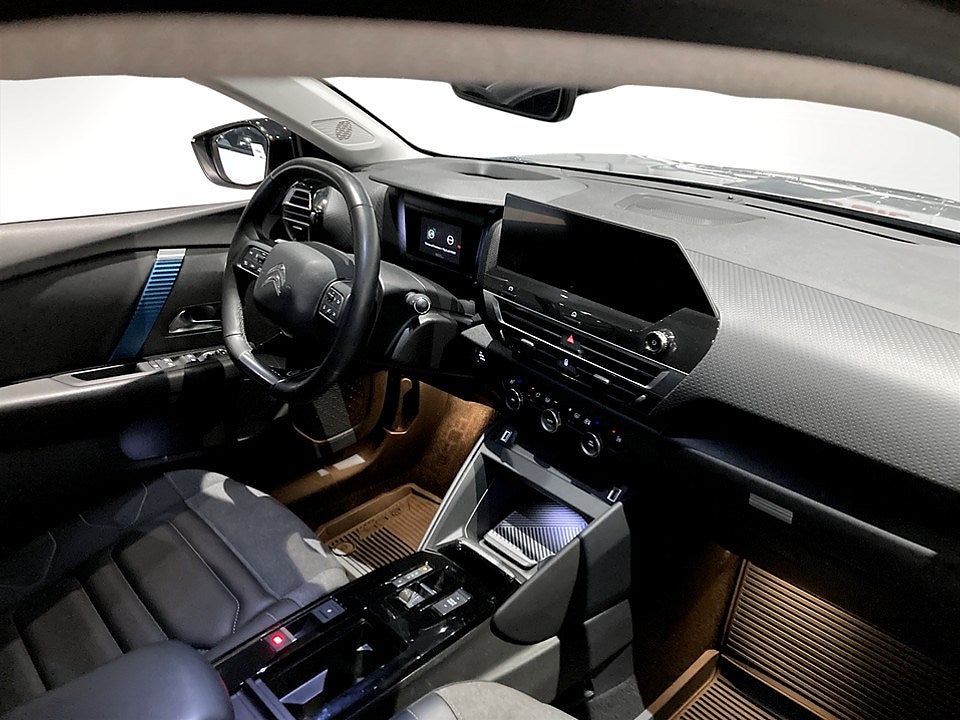 Bild på Citroën e-C4 Shine 50kWh 136hk Aut - B-KAMERA, RATTVÄRME