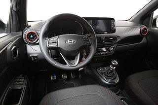 Halvkombi Hyundai i10 10 av 22