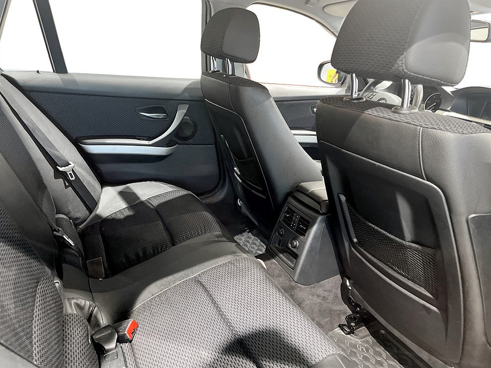 Bild på BMW 320D Touring 184hk Xdrive BLUETOOTH