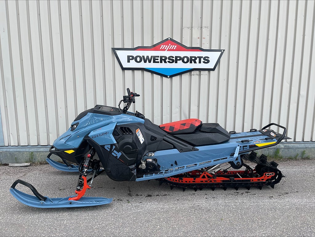 Ski-Doo Freeride 146" 850 E-tec Turbo R HUB Demo Demo! 