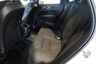 SUV Volvo XC60 15 av 28