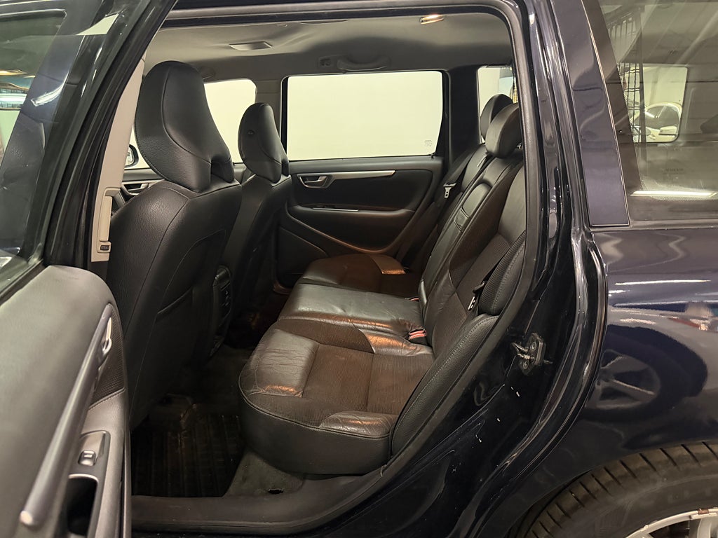 VOLVO V70 2.4D 185 ch CLASSIC MOMENTUM BVA 4x2 - ATTELAGE - 269000 km