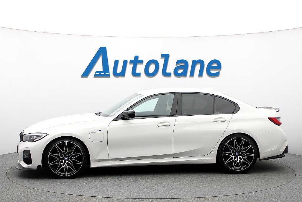 BMW 330e Sedan Steptronic M Sport, HK, 360°, Shadow Line, 292hk