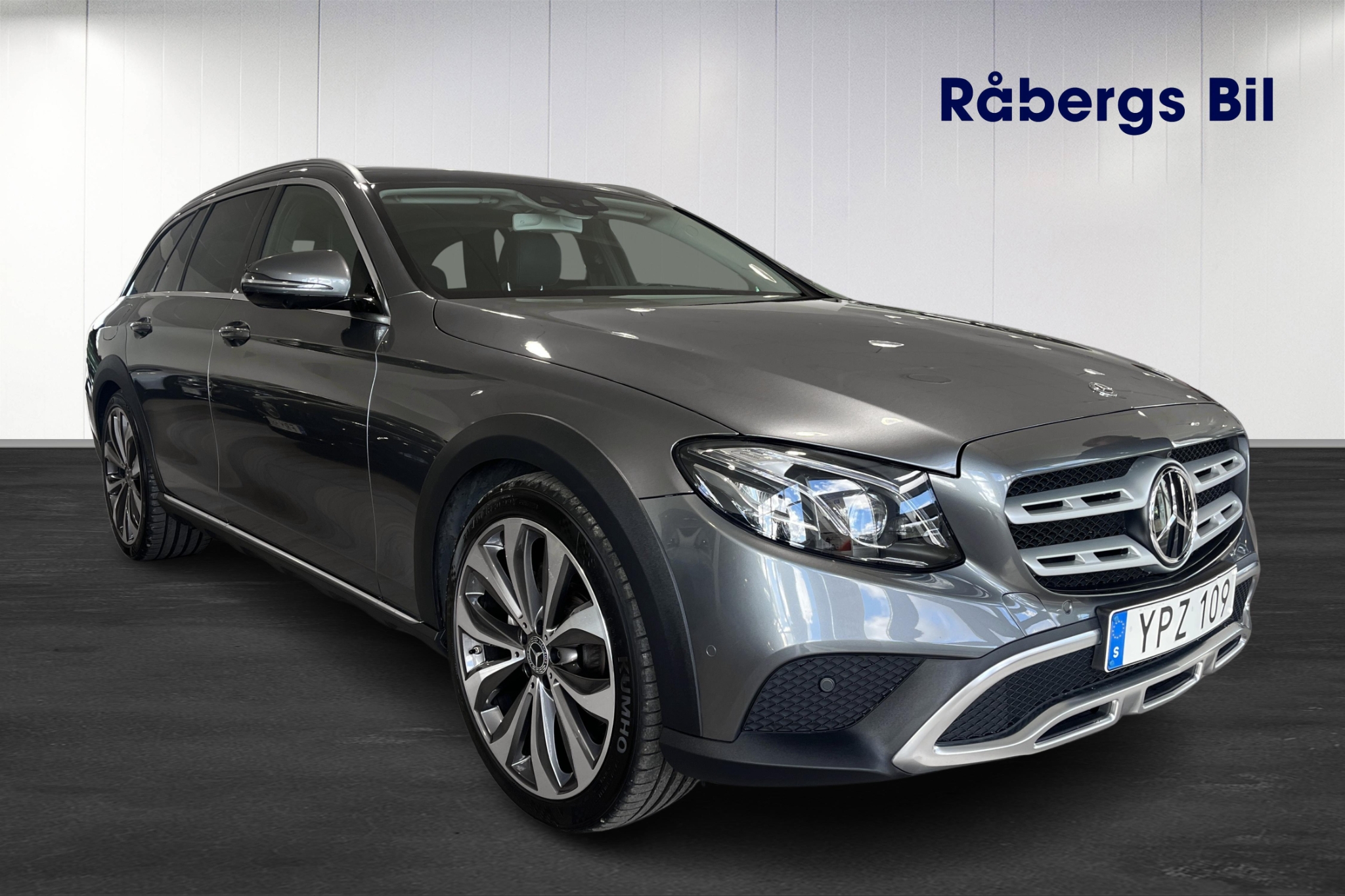 Mercedes-Benz E 220 d 2018, bild 2/10