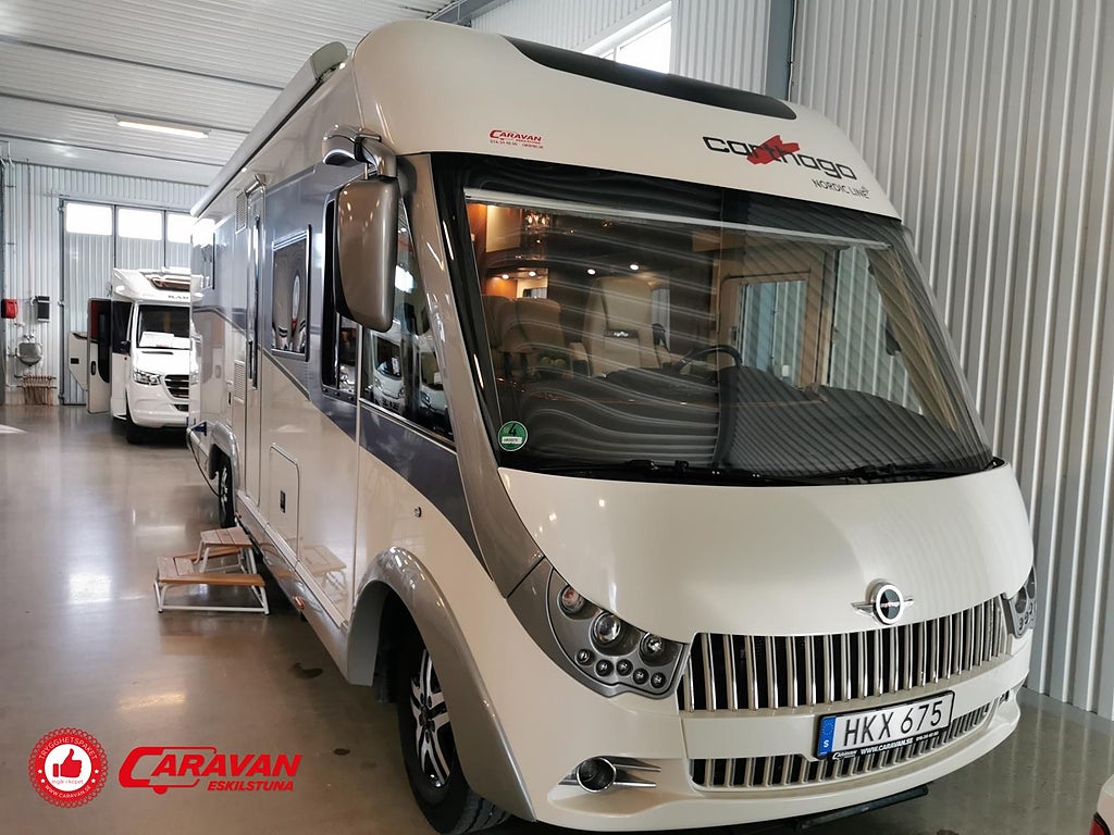 Carthago CHIC E-LINE I 58 XL LINER / Hydrauliska stödben