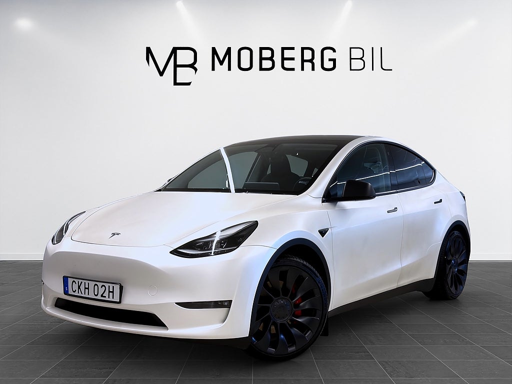 Tesla Model Y Performance 534hk Pano Läder Drag B-Kamera