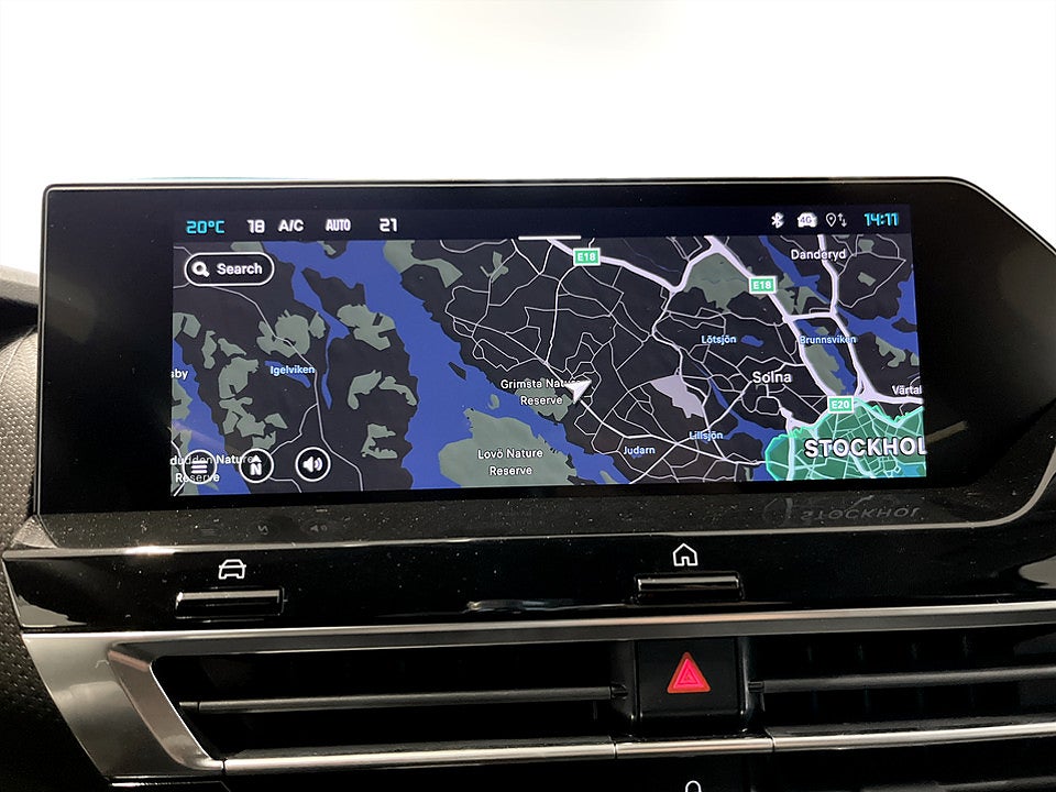 Bild på Citroen C4 X Shine 1.2 PT 130hk Aut B-KAMERA CARPLAY