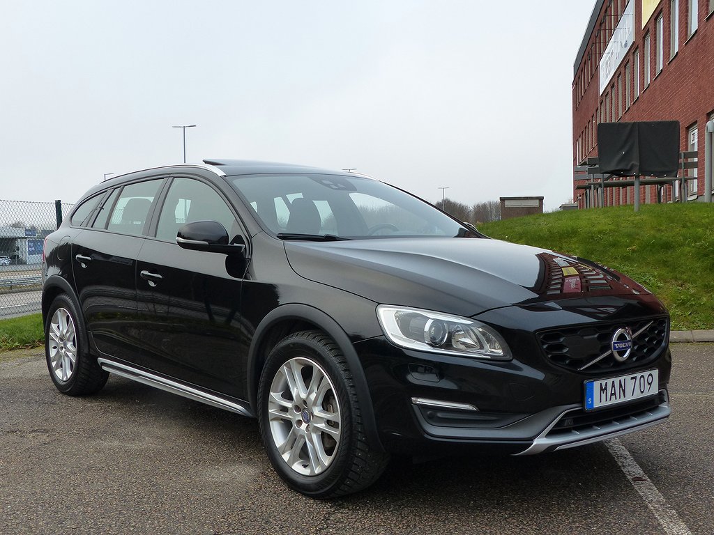 Volvo V60 Cross Country D4 - Summum - Sollucka - Dragkrok