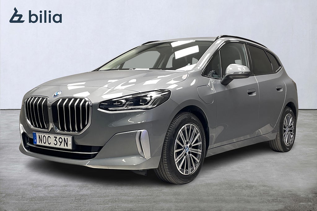 BMW 225e xDrive Active Tourer /  Luxury Line / Läder / 