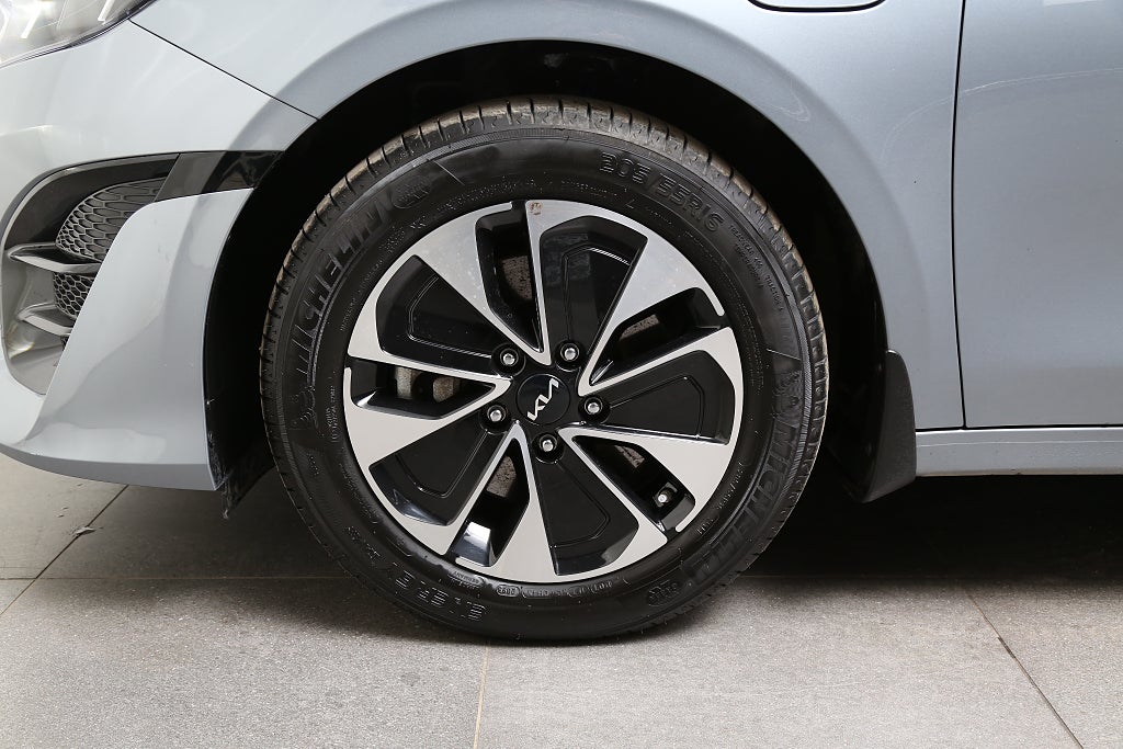 Kia Ceed Sportswagon Plug-in Hybrid Advance Drag Nybilsgaranti 2024