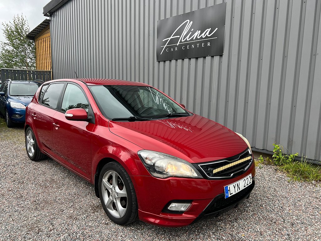 Kia CEED cee'd 1.6 CRDi ECO Dragkrok P-Sensor M/K-Värme