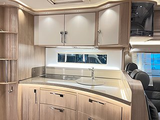 Husbil-integrerad Kabe TMI 910 Imperial GB 21 av 34