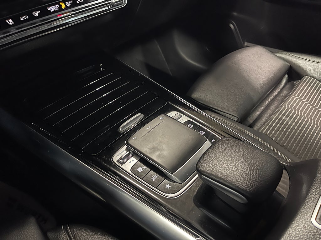Mercedes-Benz B 180 7G-DCT 136 hk, automat, dragkrok