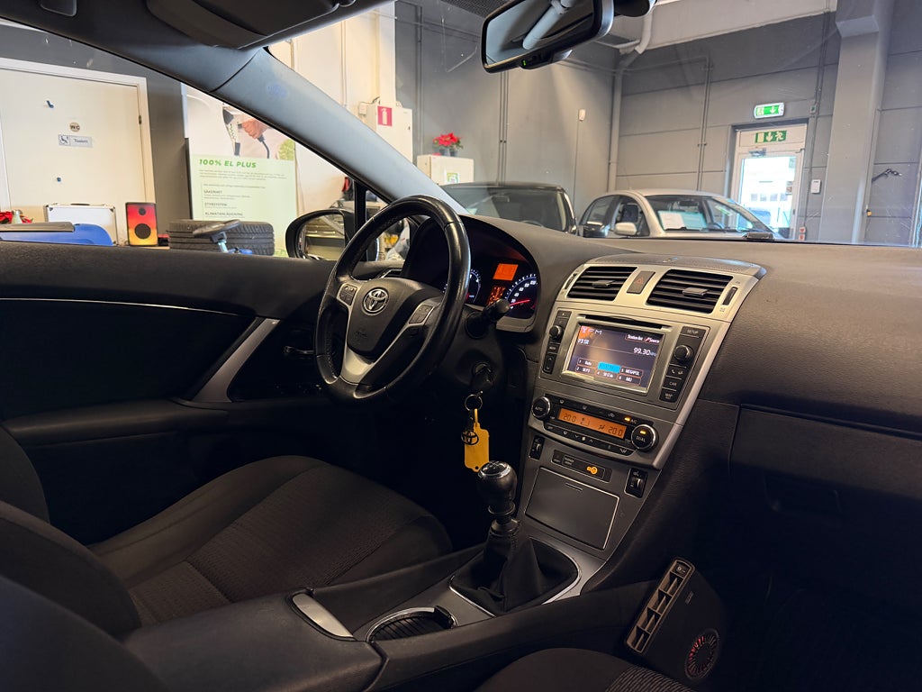 Toyota Avensis 2013 - miniatyr 22