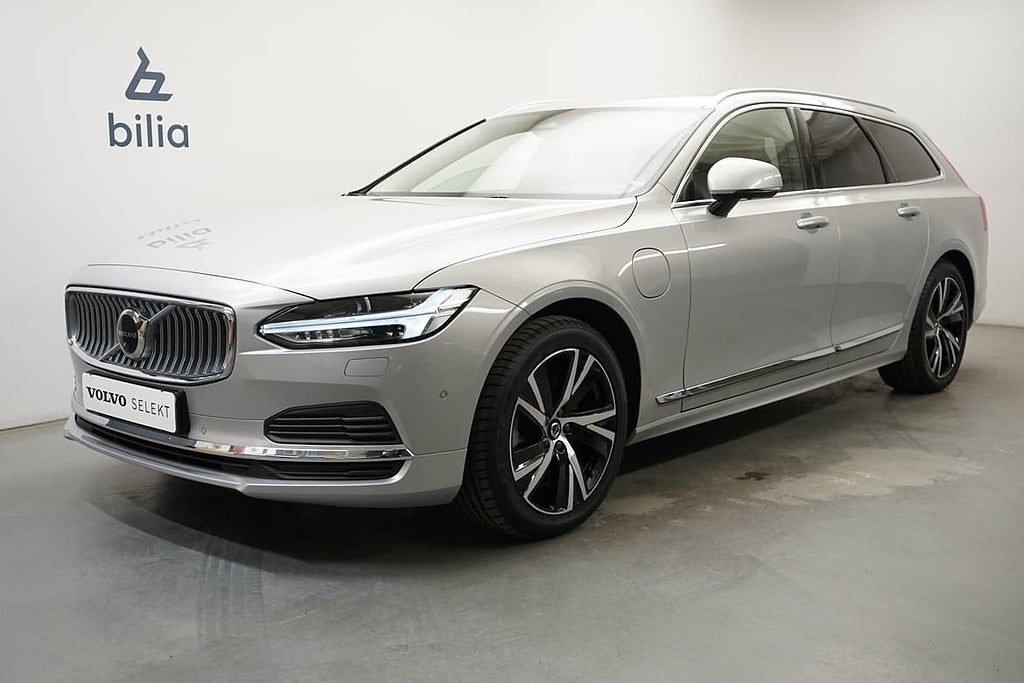 Volvo V90 Recharge T6 Core Edition, Dragkrok, Parkeringsk...