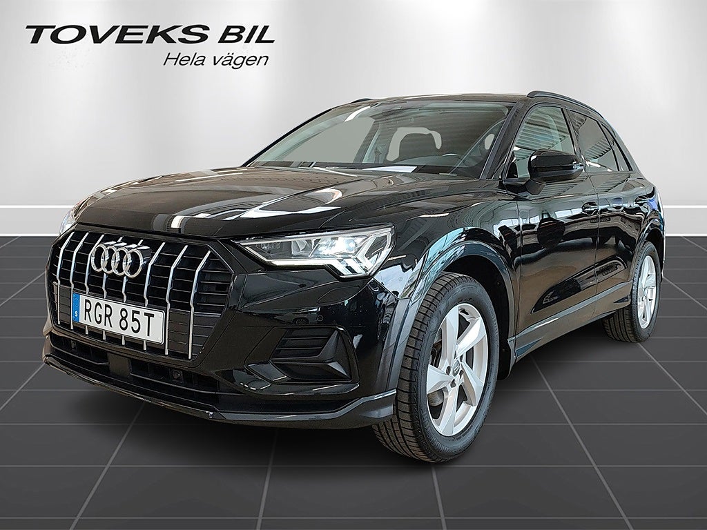 Audi Q3 35 TFSI 150 HK Subwoofer | Adaptiv farthållare