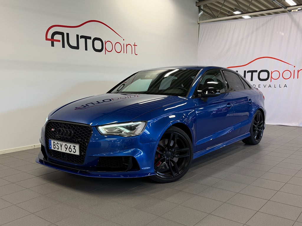 Audi S3 Sedan 2.0 TFSI quattro S Tronic 300hk Navi|B&O|SE UTR*