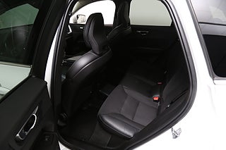 SUV Volvo XC60 30 av 31