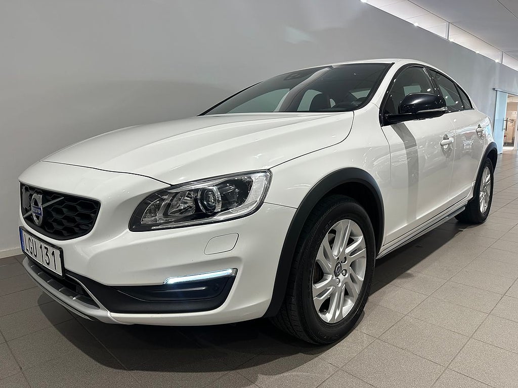 Volvo S60 Cross Country D4 AWD Classic Plus / Sensorer bak /
