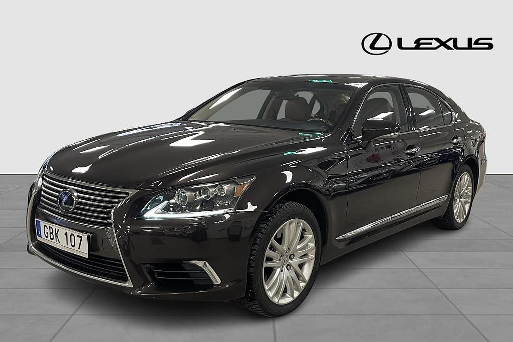 Lexus LS 600h AWD 5.0 V8 LUXURY V-HJUL