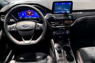 SUV Ford Kuga 11 av 25