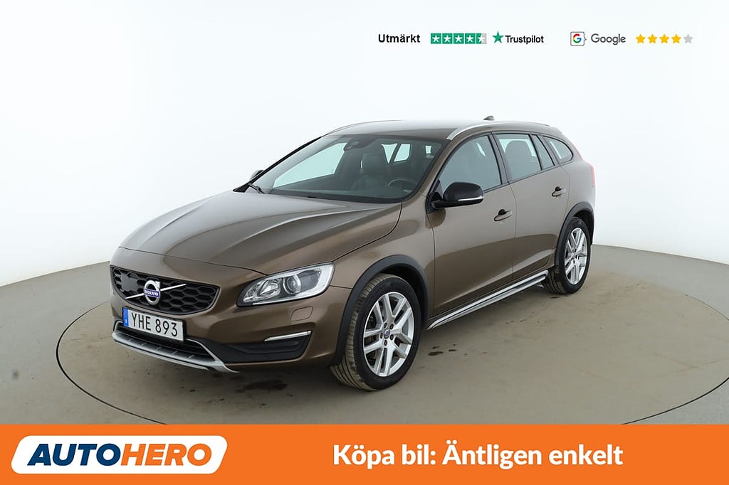 Volvo V60 Cross Country D4 Summum AWD / Värmare, VOC