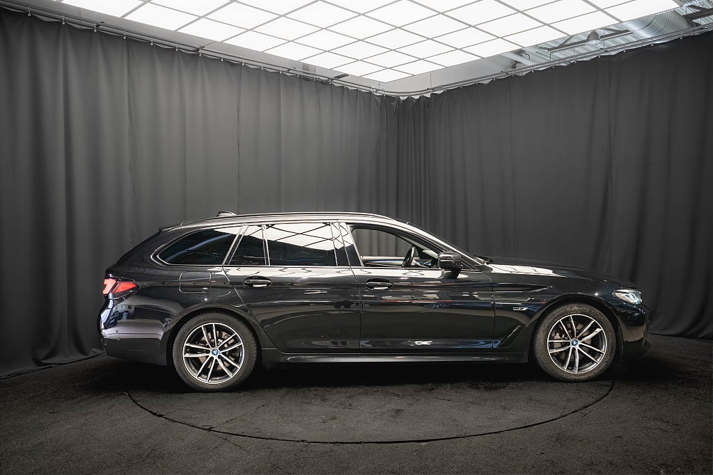 BMW 530e xDrive M Sport DAKOTA LÄDER DRAG HUD ADAPTIV-LED MOMS
