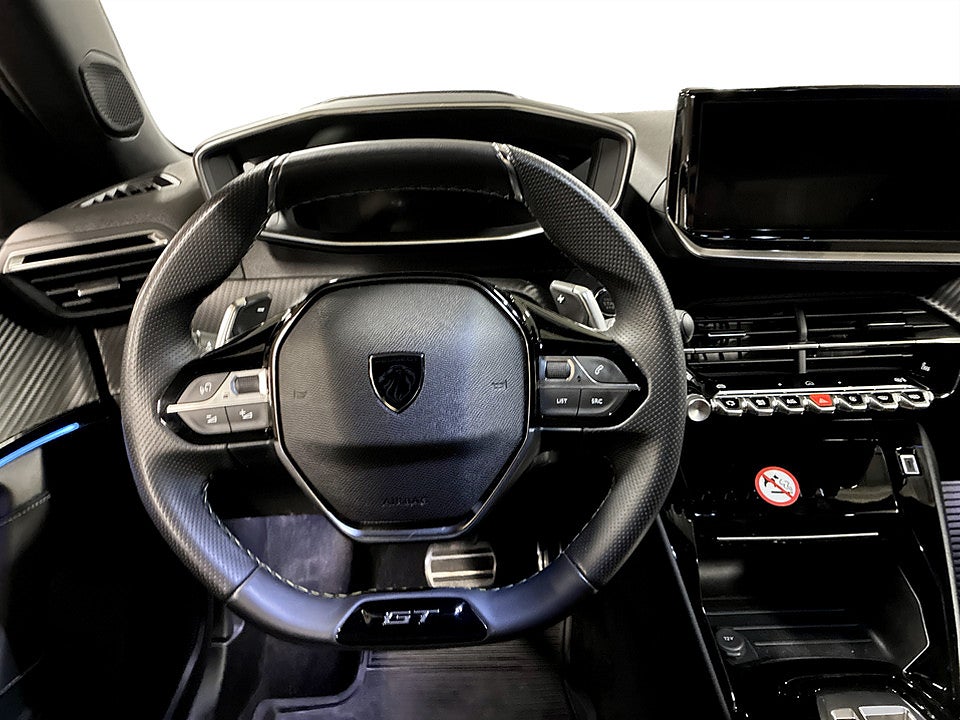 Bild på Peugeot 2008 GT 1.2 PT 130hk Aut GPS BACKKAMERA CARPLAY