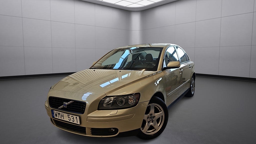 Volvo S40 2.4 Euro 4 Automat/ Nykamrem/ NyBesiktigad/ Nyservad 