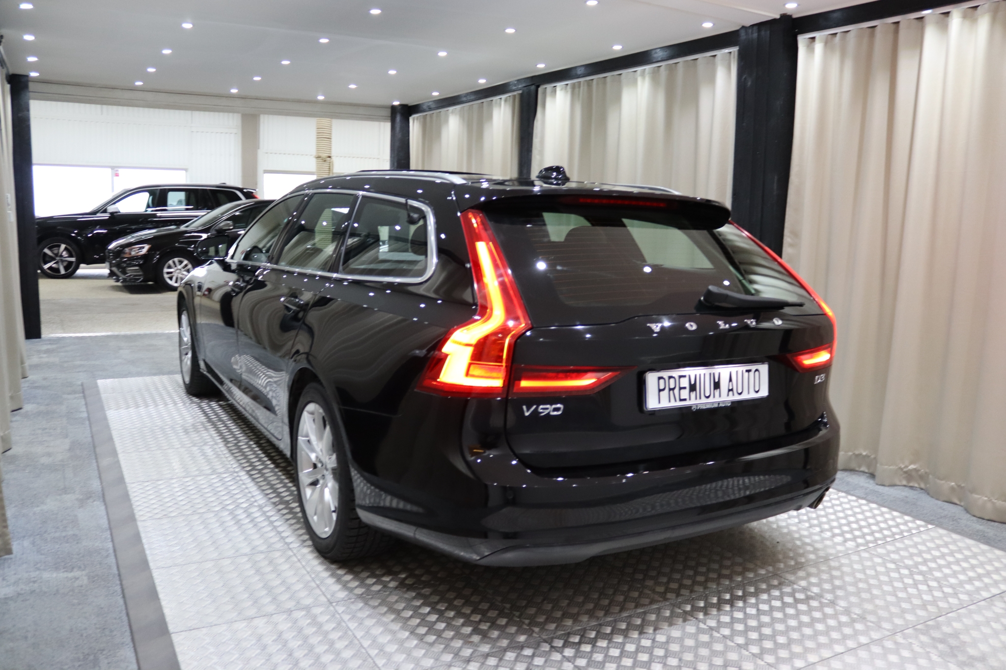 Volvo V90 2018, bild 5/49